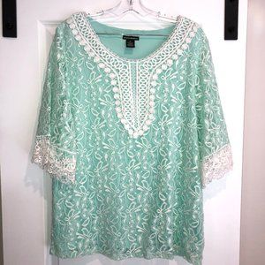 Lauren Michelle Lace short sleeve blouse size XL
